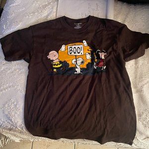 Peanuts T-Shirt Size medium